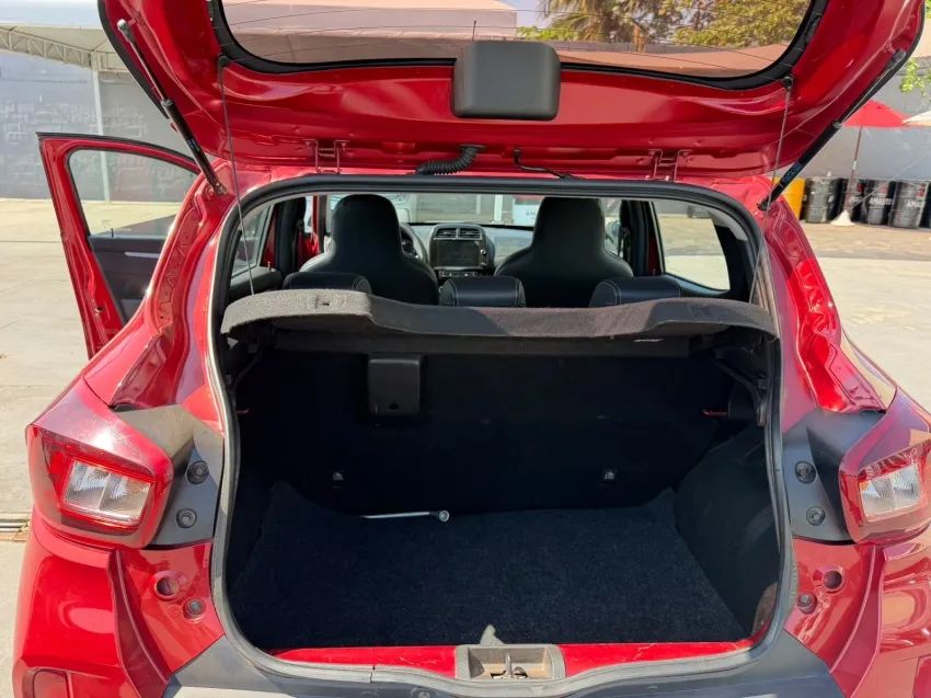 Renault Kwid Outsider 1.0 Flex 12V 5P Mec. 2024 - Foto 5