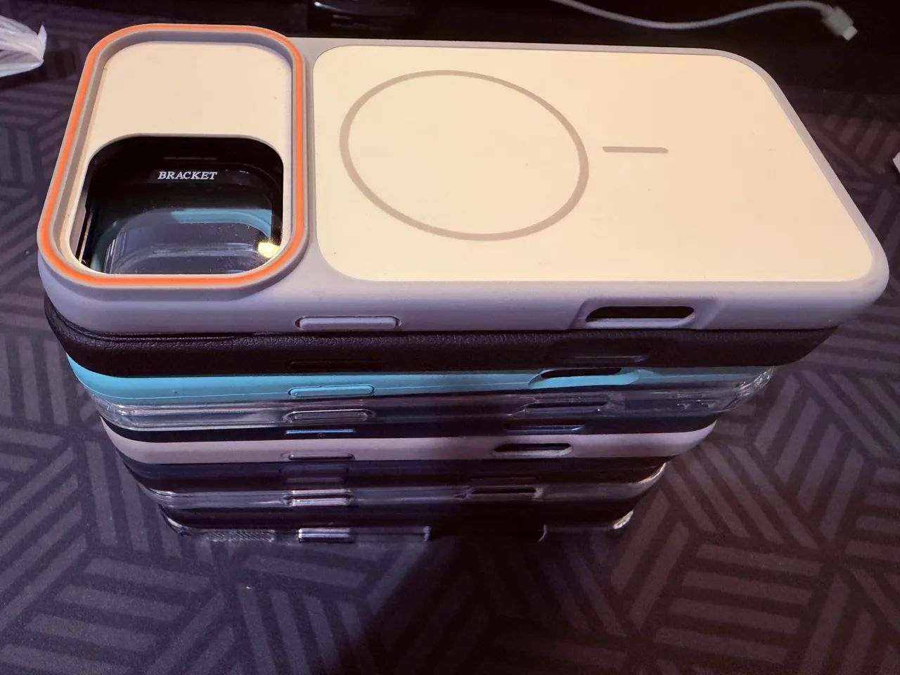 Capas iphone 16 pro max - Foto 2