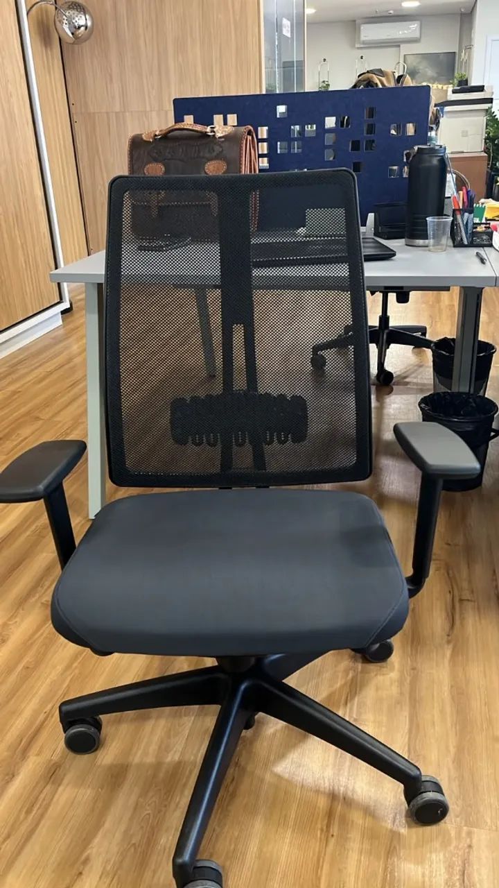 CADEIRA DE ESCRITÓRIO 