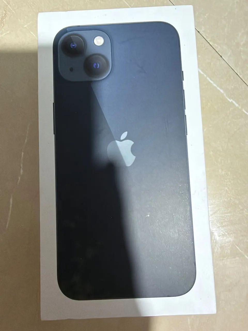 Vendo IPhone 13. 2100 R$ com nota fical e caixa  - Foto 5