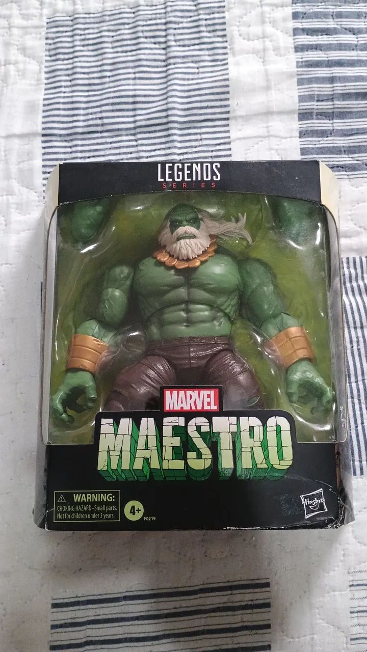 Boneco Marvel legends séries maestro.
