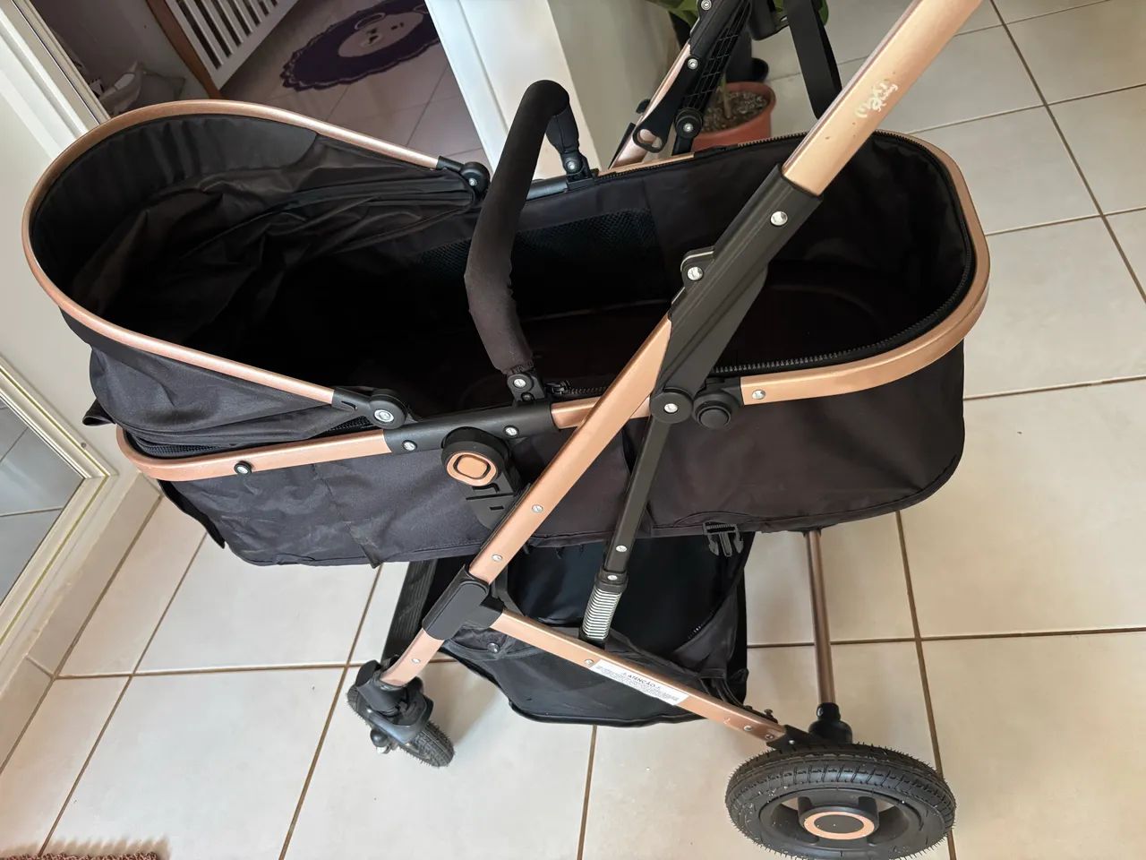 Carrinho de bebê novo  - Foto 3