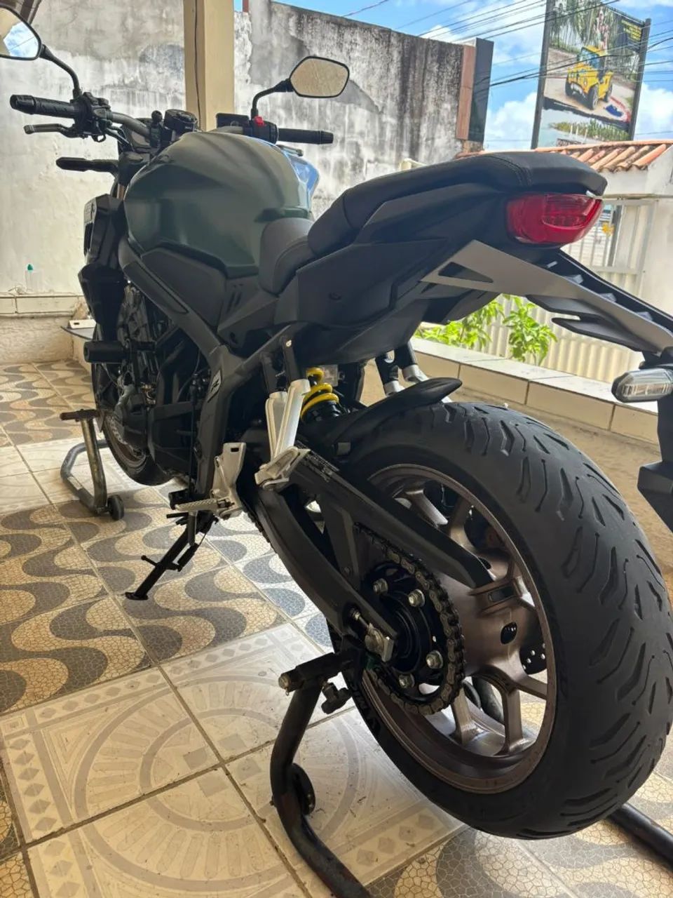 Moto Cb650r 2023 - Foto 2