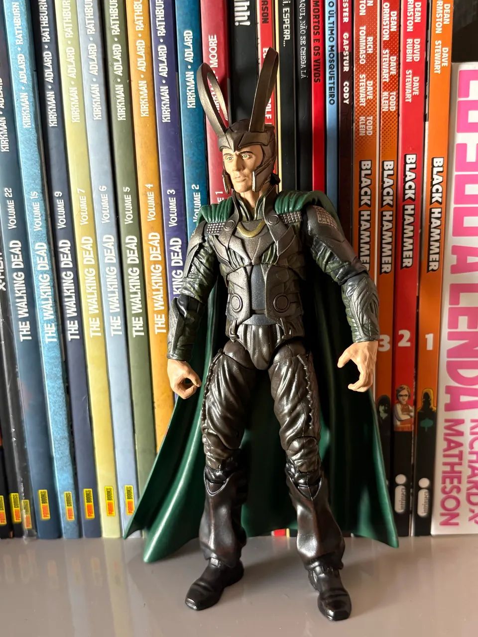 Loki - Marvel Diamond Select Toys  - Foto 2
