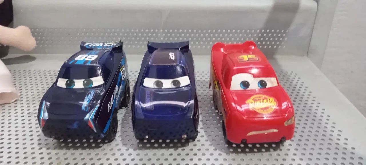 Lotinho de carrinhos 