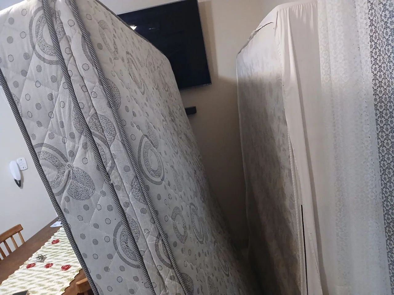 Vendo cama box king colchão molas otimo estado - Foto 2