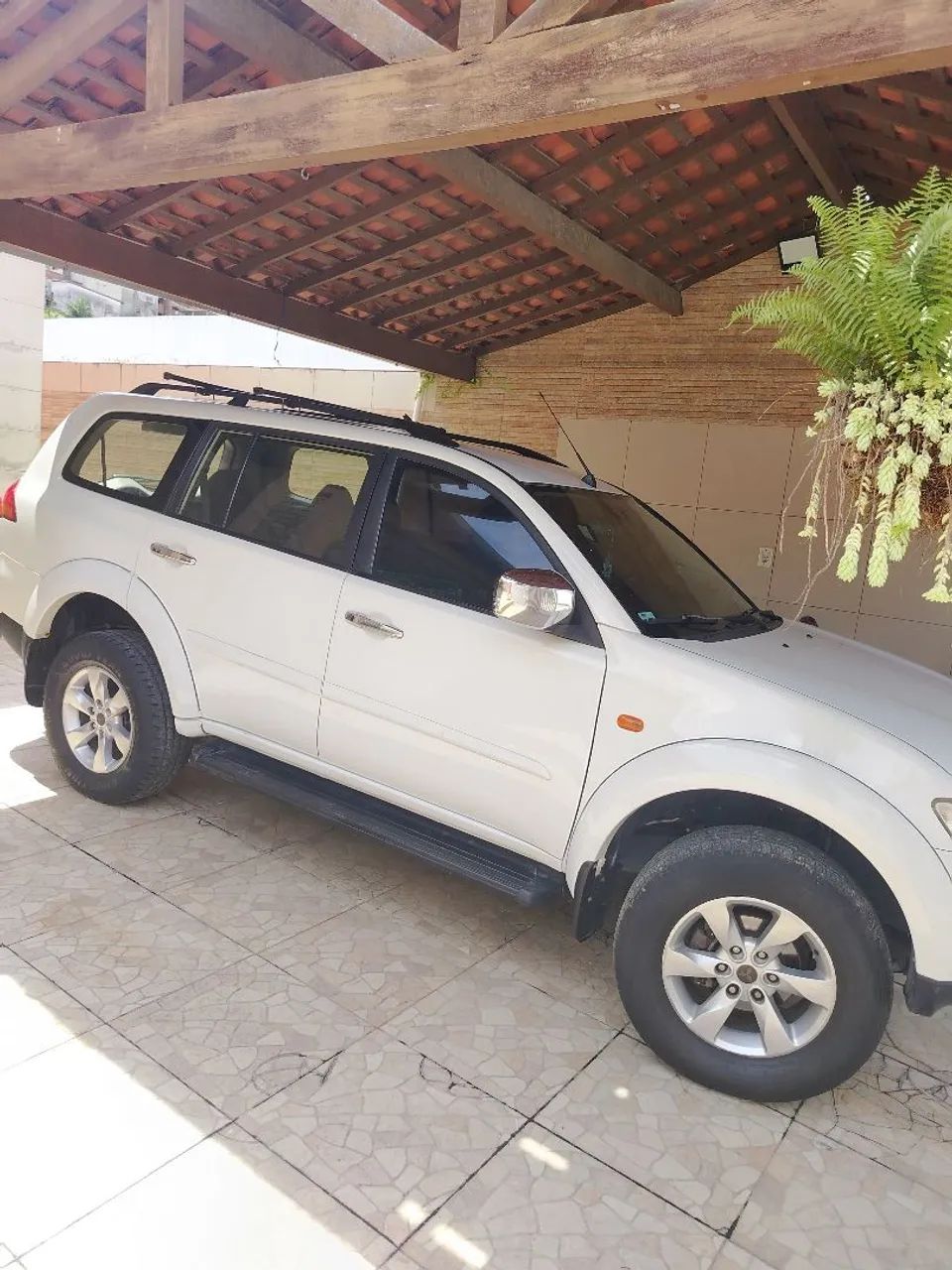 Mitsubishi Pajero Pajero DAKAR 3.2 4x4 T.I. Dies. 5p Aut. 2012
