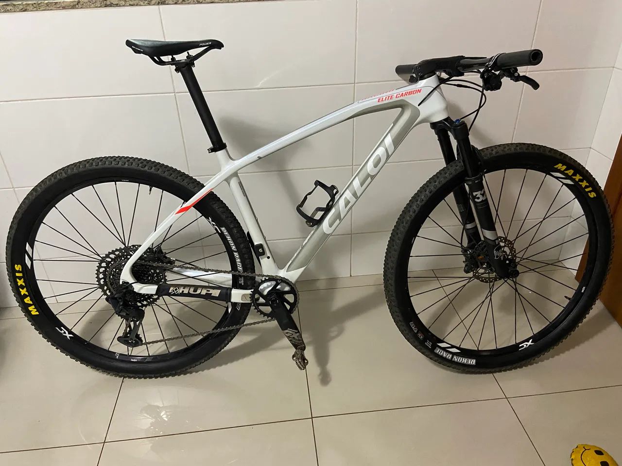 Caloi elite Carbon