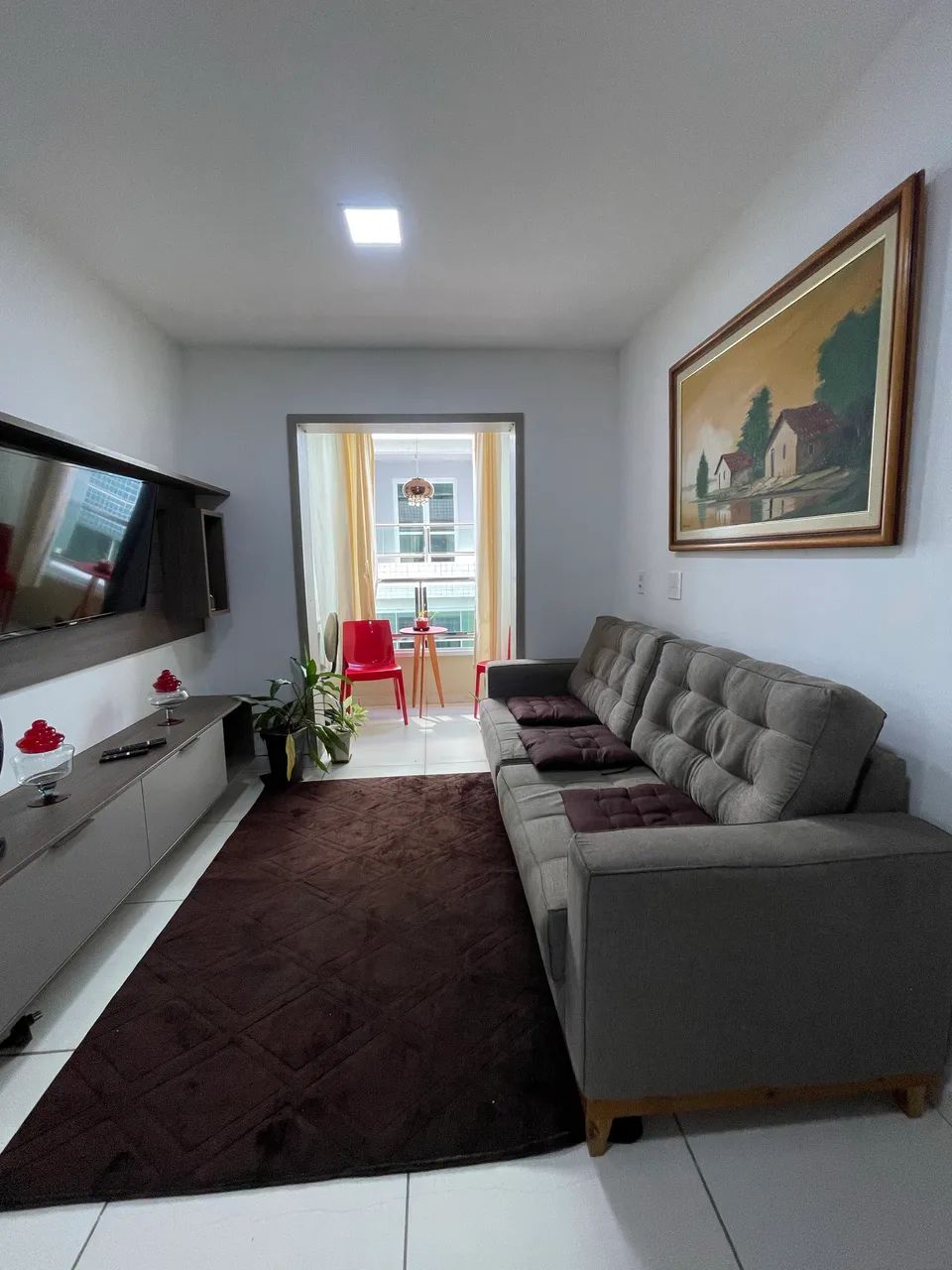 Aluga-se apartamento mobiliado novo Geisel 