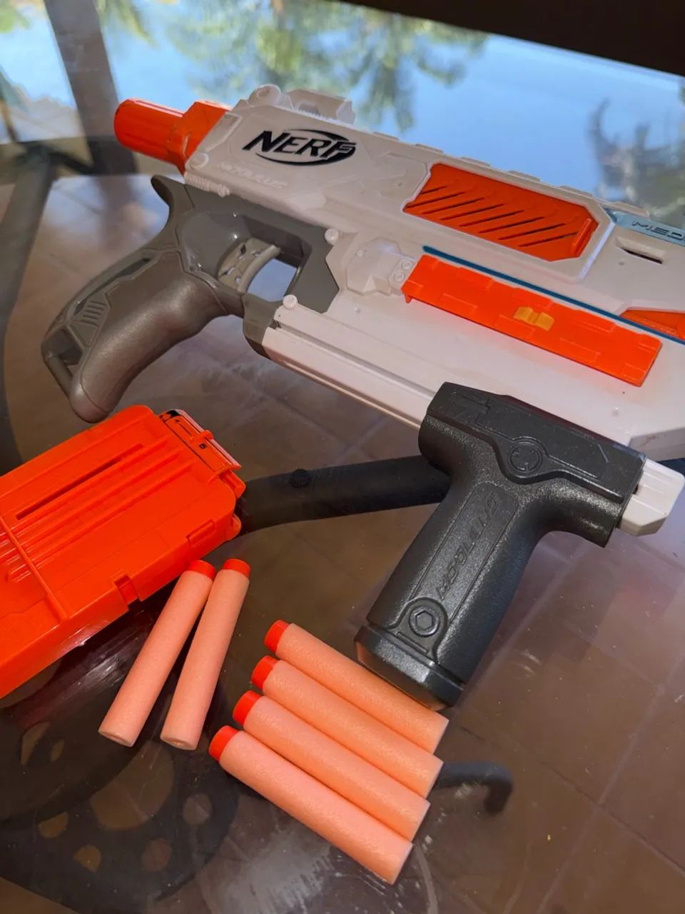 Nerf Modulus Mediator com carregador e 6 dardos  - Foto 2