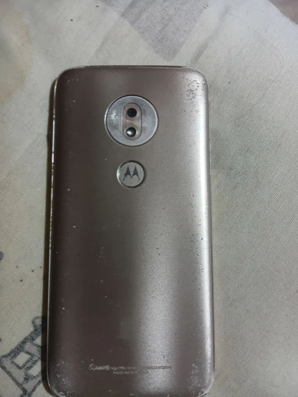 Moto g7 play 32gb botão volume quebrado mas funciona 