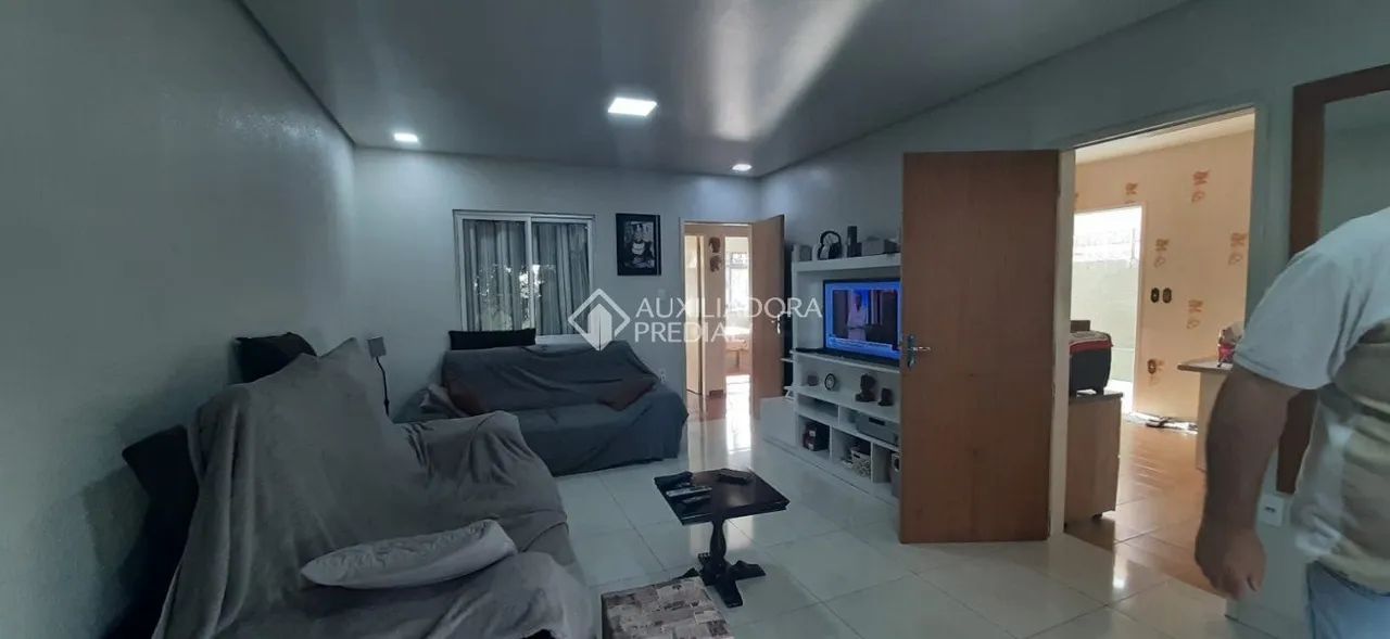 Casa com 3 dormitórios e Edícula com 1 quarto em Barreiros - Foto 3