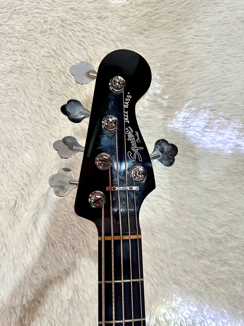 baixo Fender Squier Delux jazz bass ativo  R$3500 - Foto 5