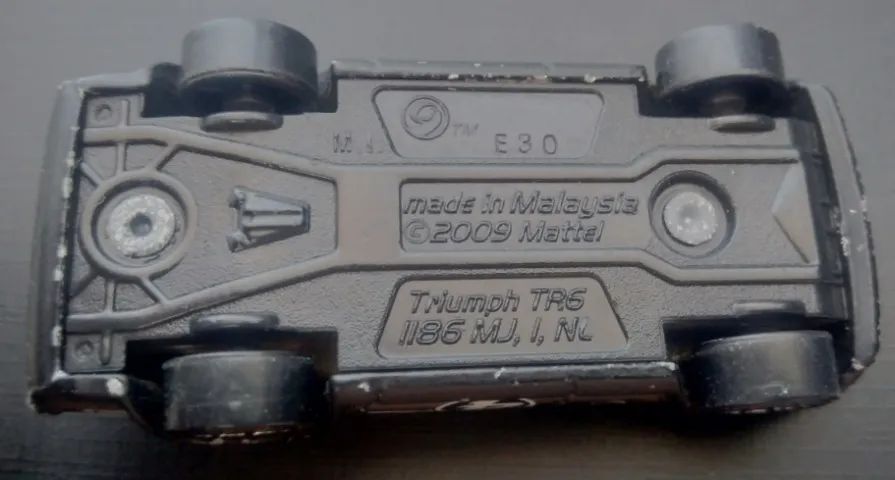 Hot Wheels - Triumph TR6 - Foto 4