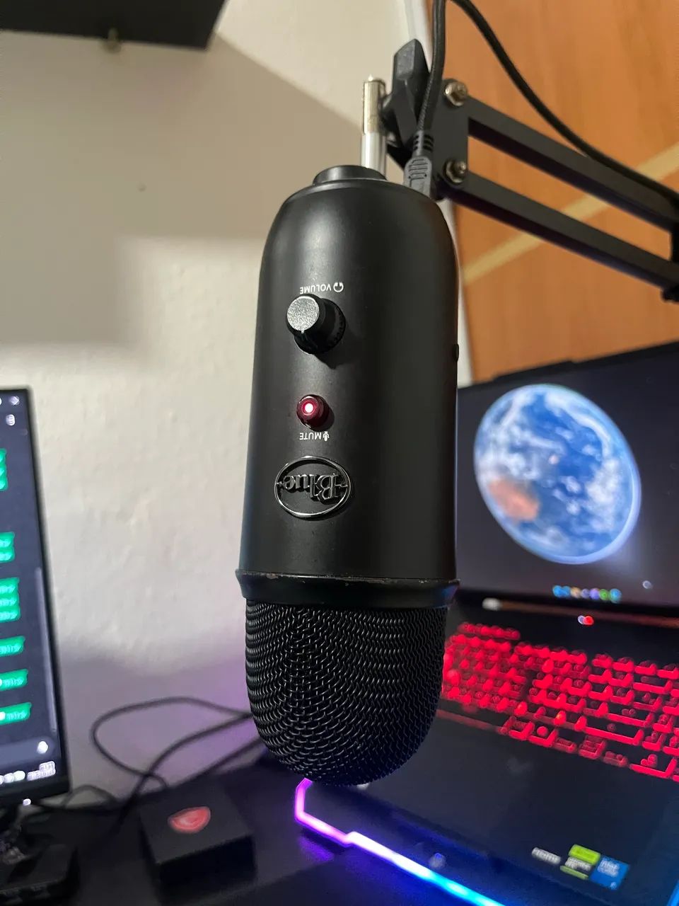 Microfone Blue yeti 