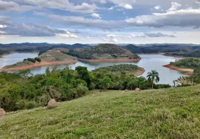 Chácara à Beira da Represa 10.000m² - Foto 3