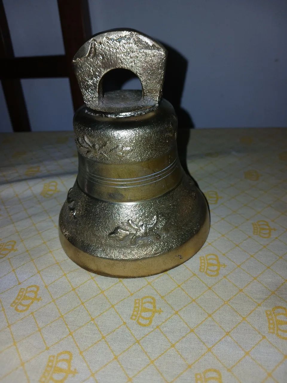 Sino de bronze antigo de 14 cm - Foto 2