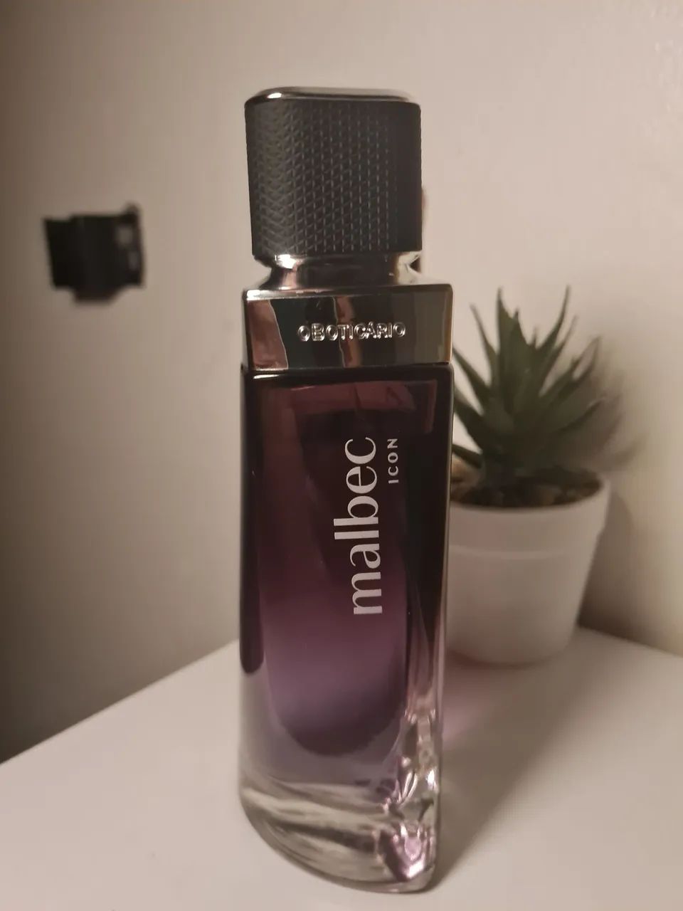 Perfume malbec icon