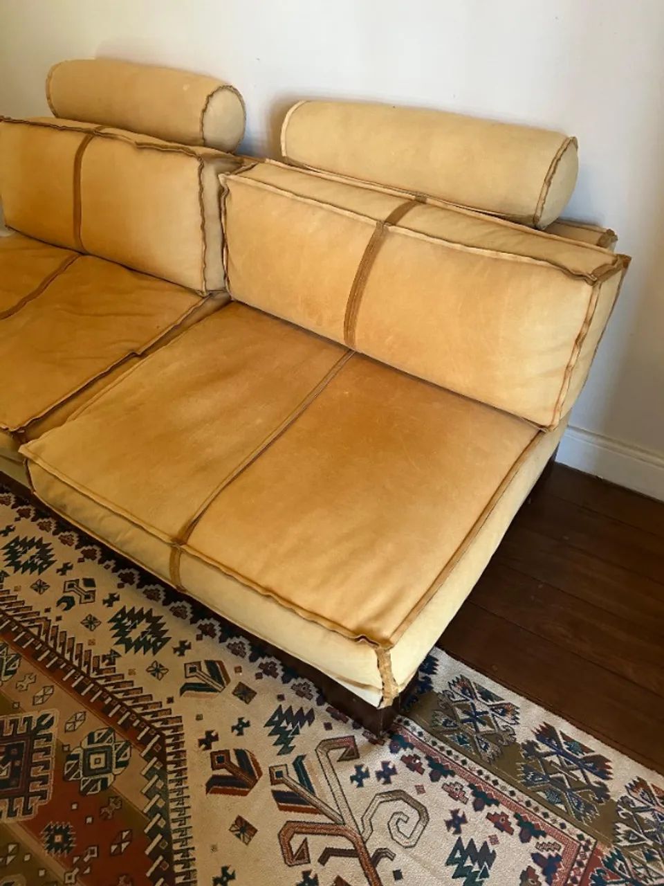 Sofá - Estrutura Bem Resistente - Foto 3