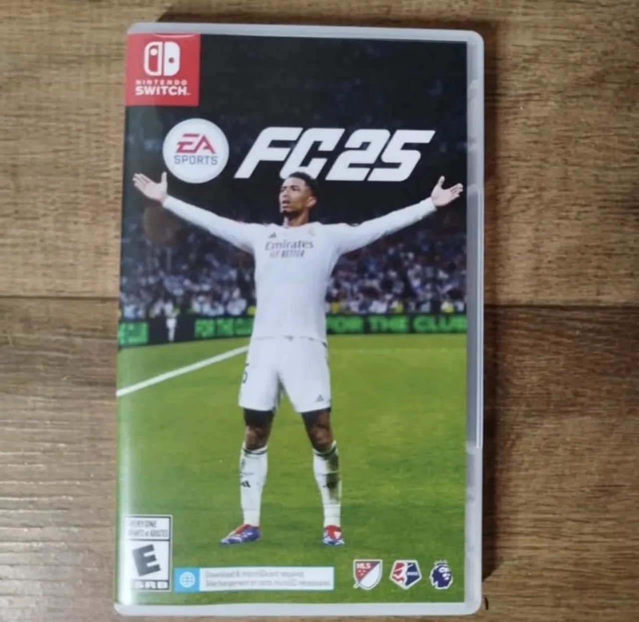 Jogo Nintendo Switch 1 e 2 FC 2025