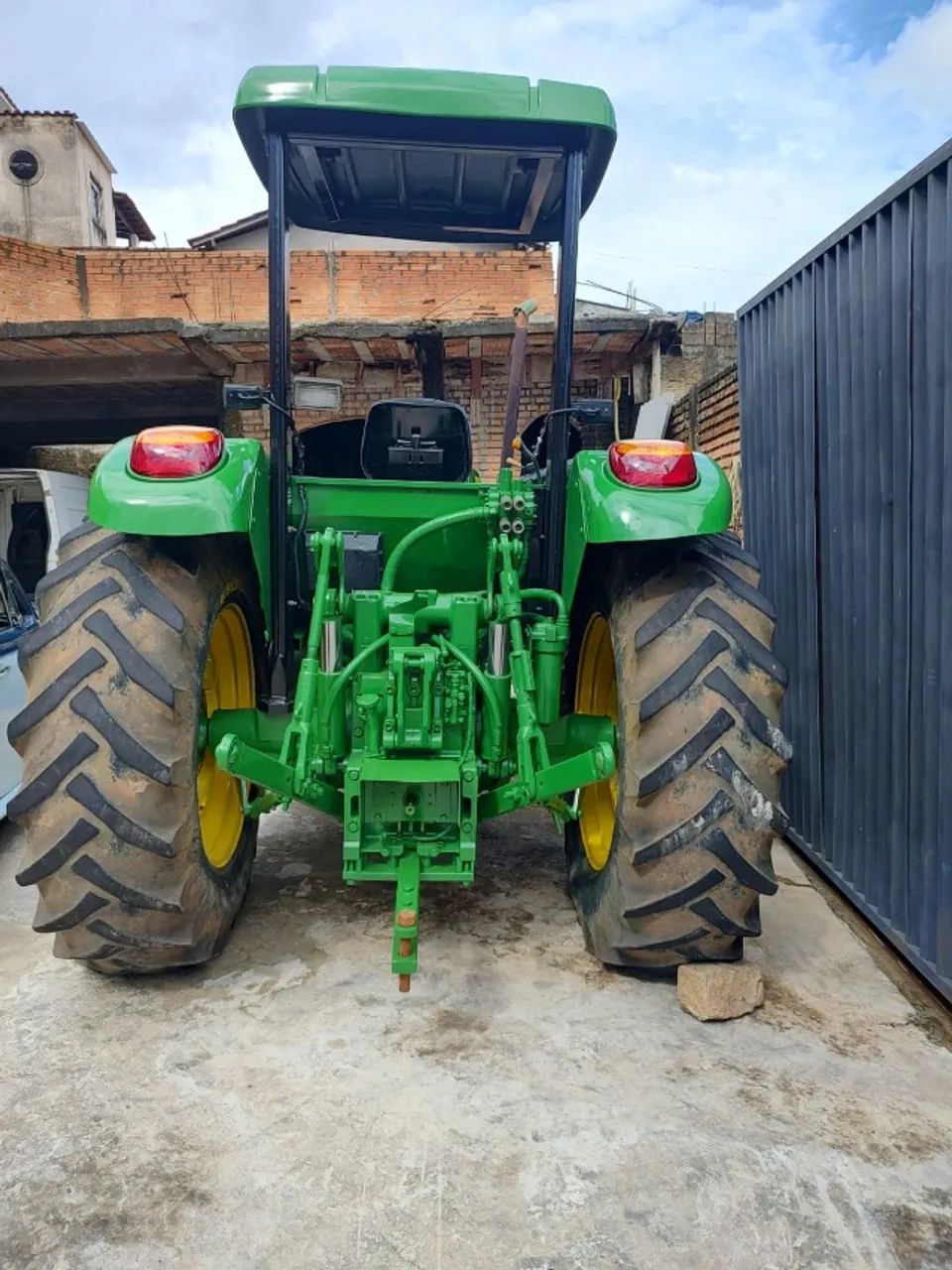 Trator John Deere 6110E - 110cv - 4x4 - Excelente Estado | *Aceito Troca - Foto 3