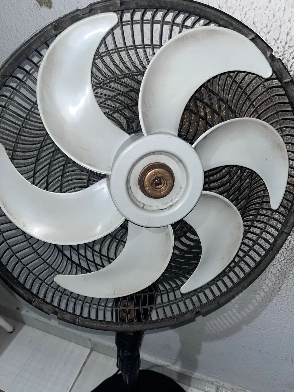 Ventilador de Coluna com Timer Usado Funcionando - Foto 4
