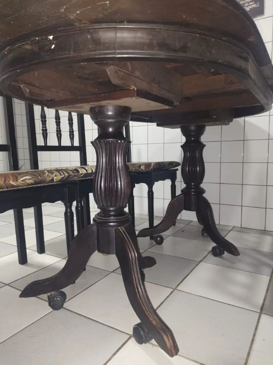 Mesa de madeira - R$ 650,00 - Foto 3