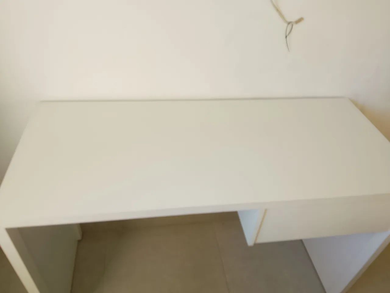 Escrivaninha com gaveta - Foto 3
