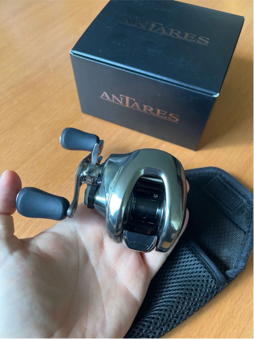 Carretilha Shimano Antares MGL 101XG 2025