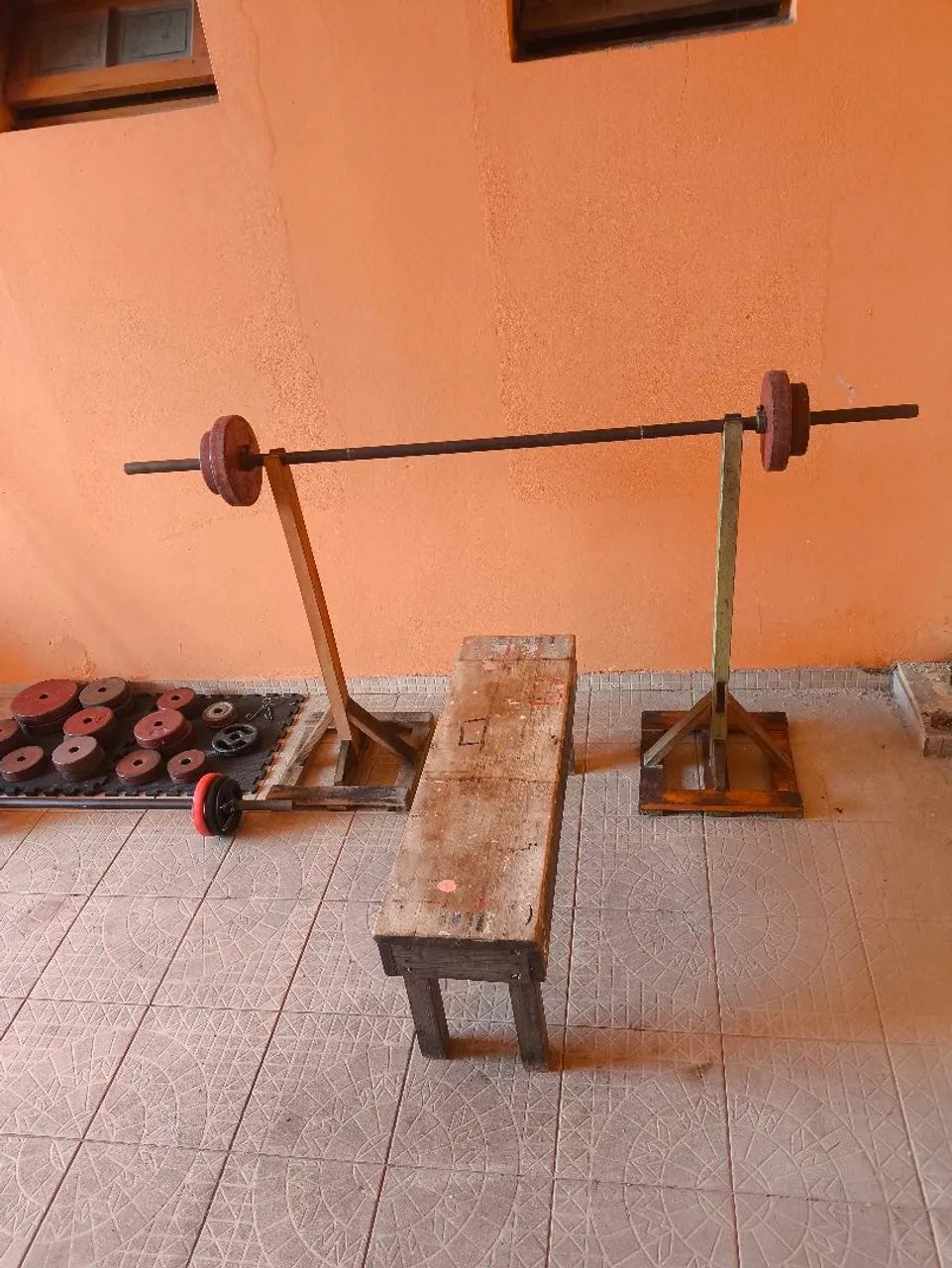 Kit academia com barras e anilhas - Foto 2