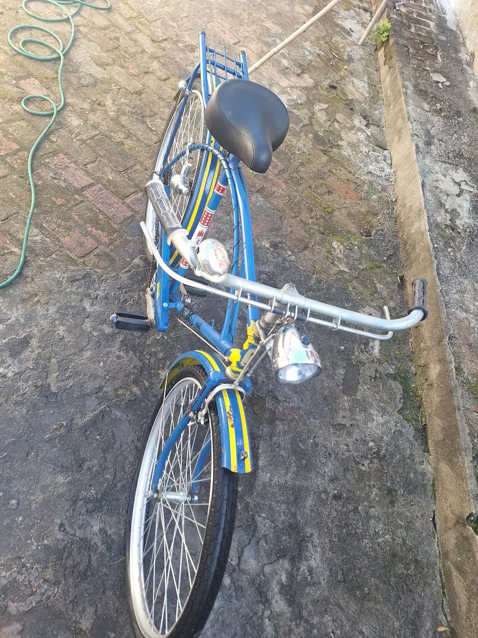 Bicicleta antiga  - Foto 2