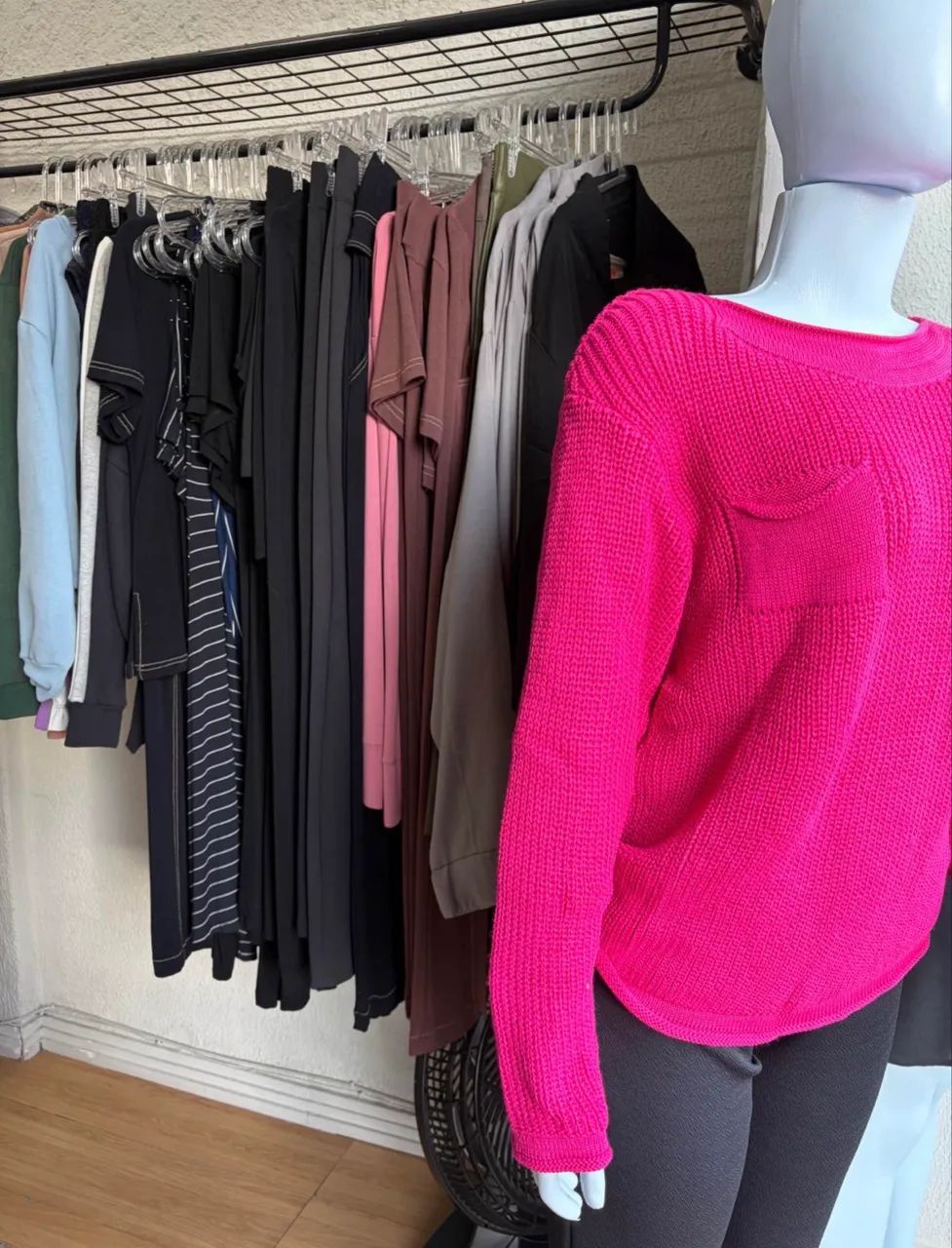 Lote de roupas 200 peças 