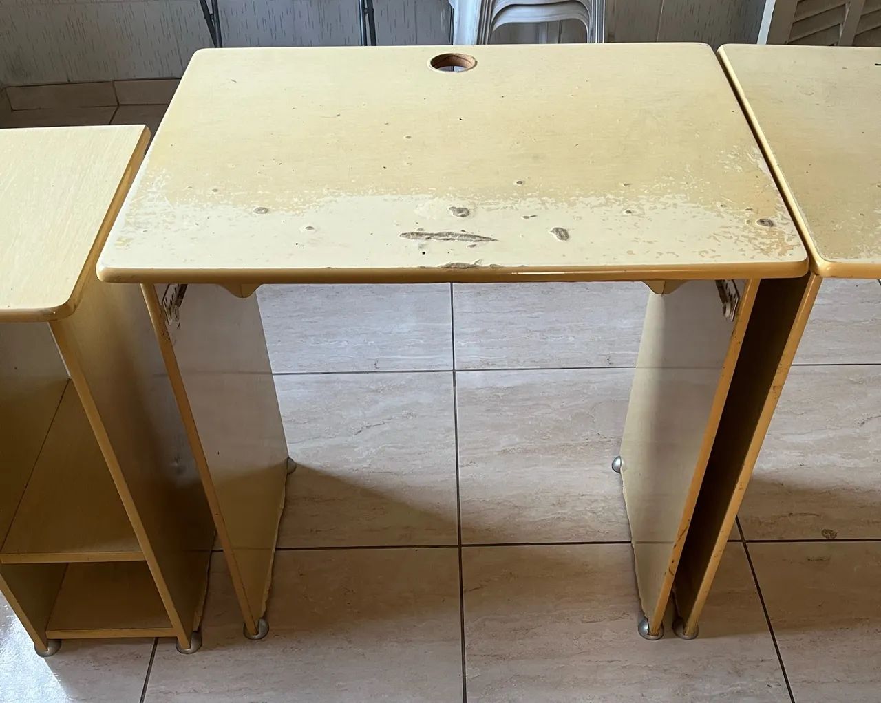 Mesa para computador / Escrivaninha - Foto 3