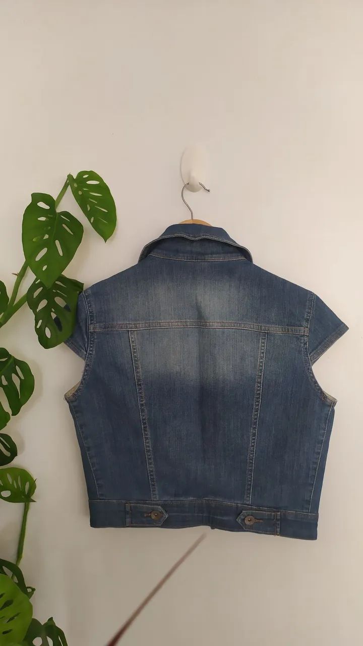 Colete jeans da opção Tam P  - Foto 3