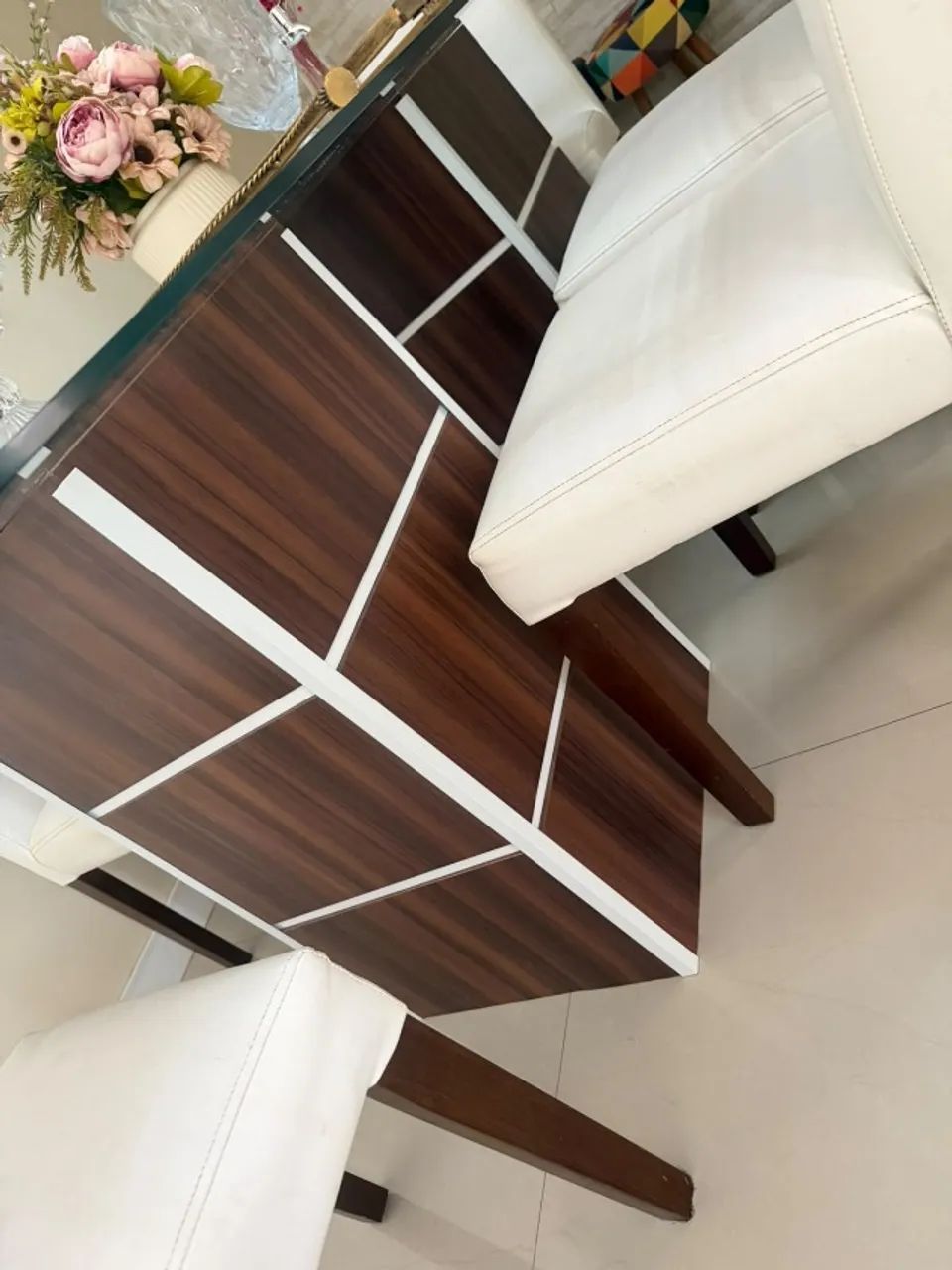 MESA DE JANTAR COM 6 CADEIRAS - LINDA E ELEGANTE - Foto 5