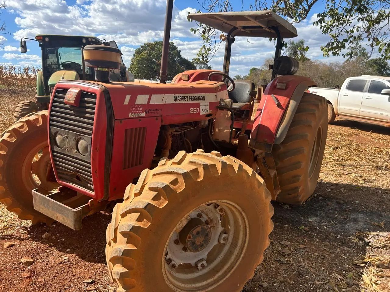 Trator Massey Ferguson 297 advanced