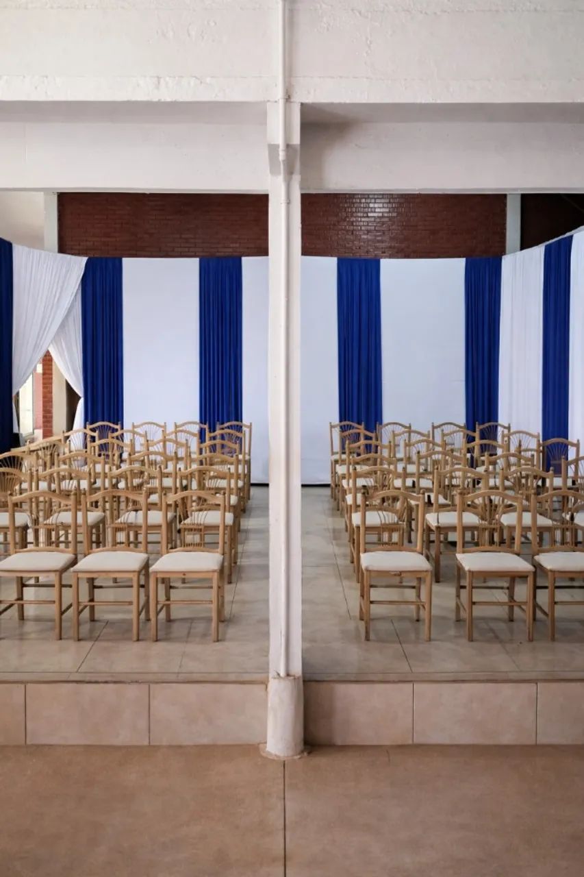 Cadeiras de Madeira para Eventos - Ótimo Estado - Foto 3
