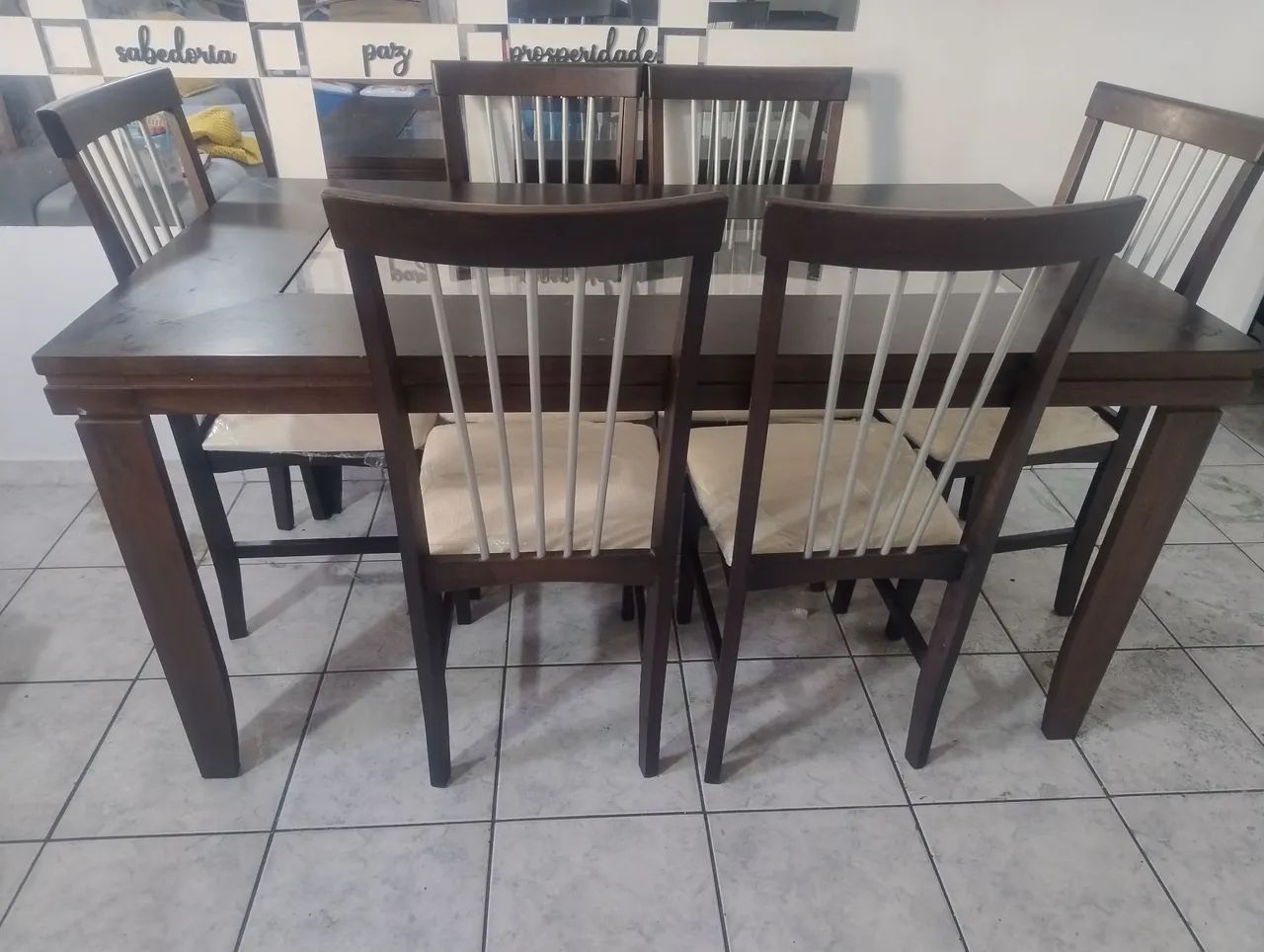 Mesa 6 cadeiras 