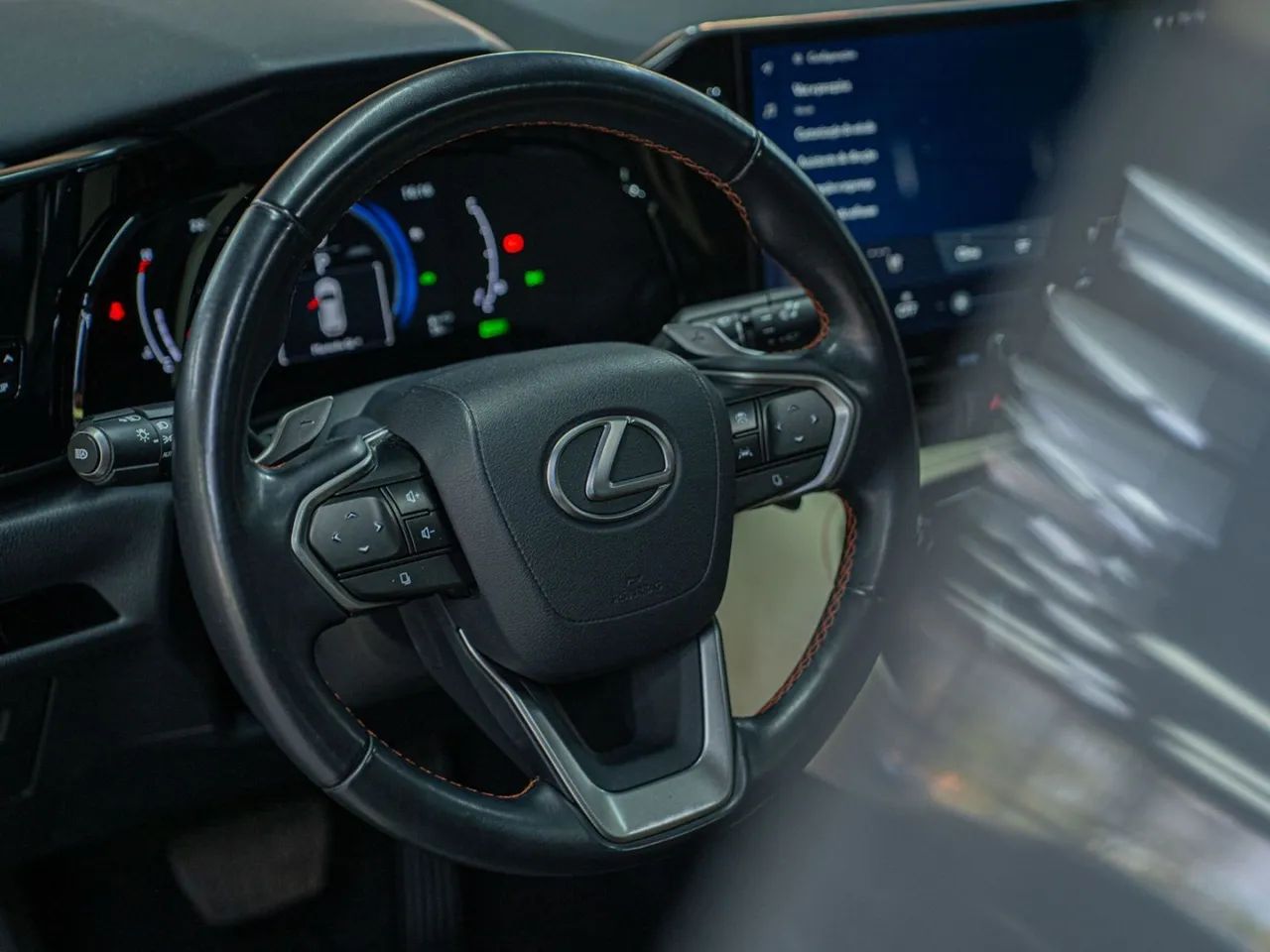 Lexus NX-350h Luxury 2.5 16V Aut. (hybrid), foto 8 de 17