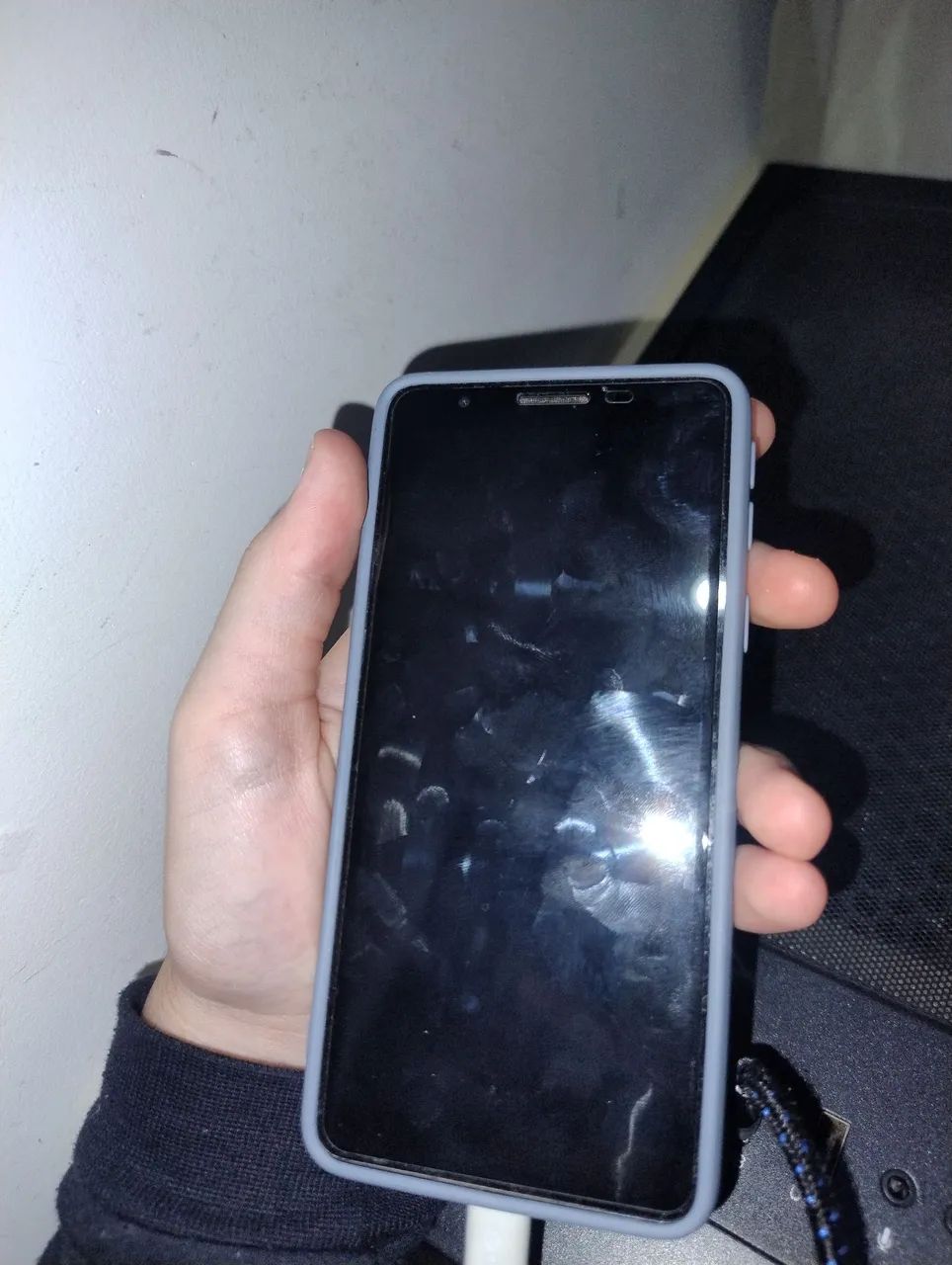 Celular Samsung Galaxy A01 Core em estado perfeito com capa cinza e película 3D nova - Foto 3