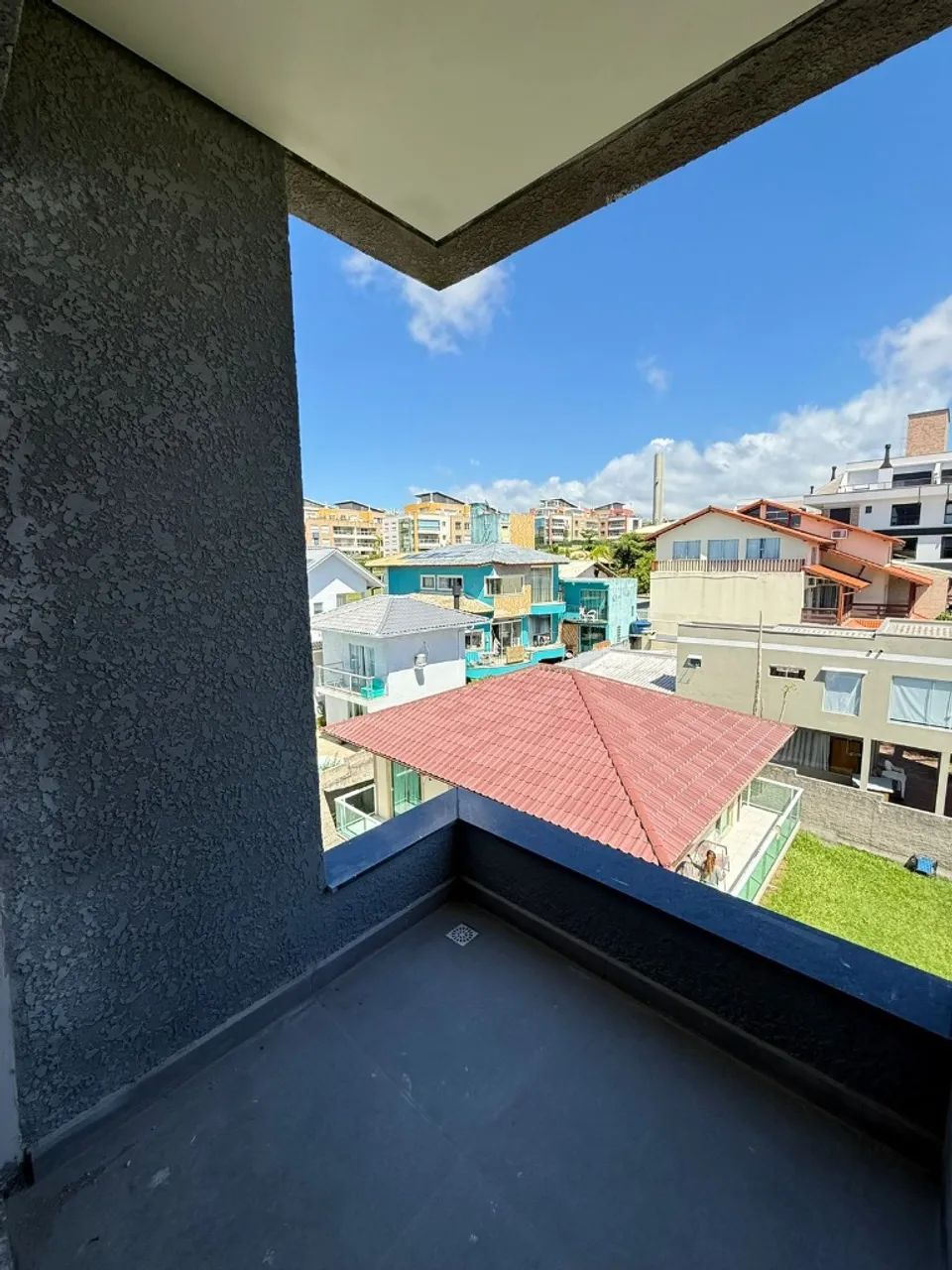 Apartamento com 2 quartos + sacada à 80 metros da Praia do Santinho! Confira! - Foto 5