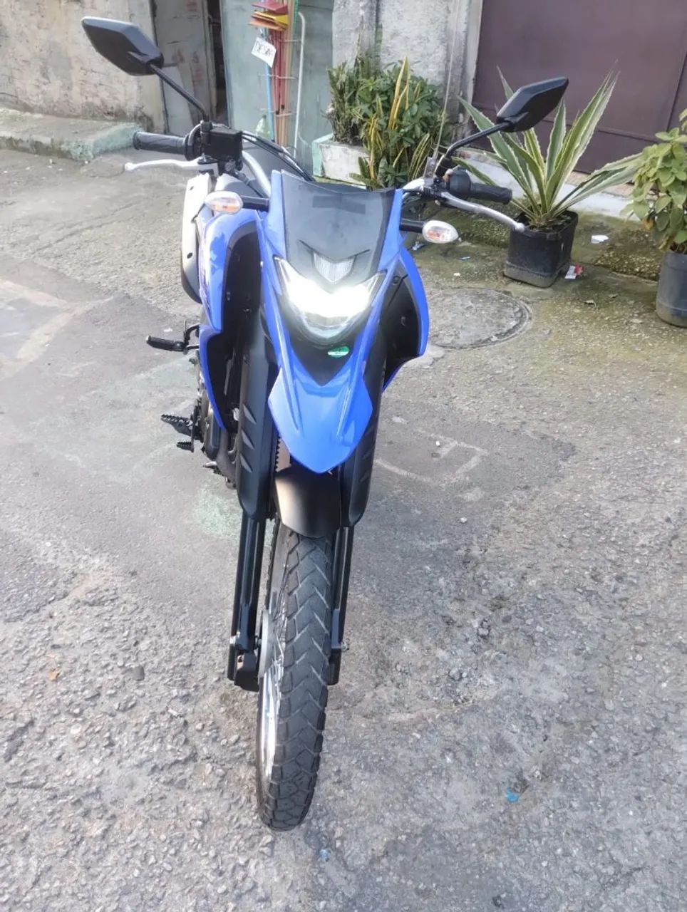 Lander XTZ 