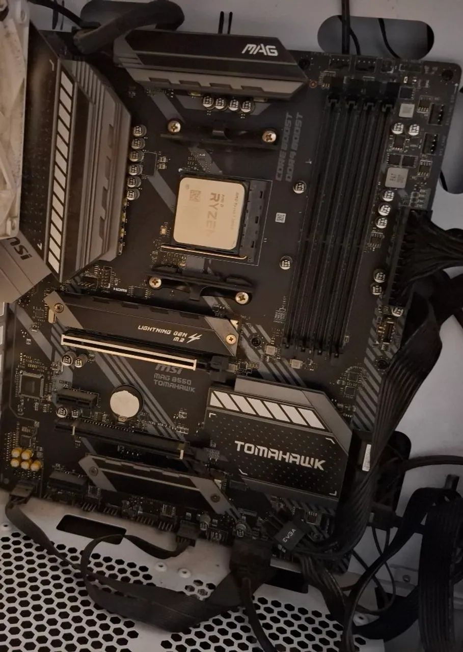 Msi b550 tomahawk am4