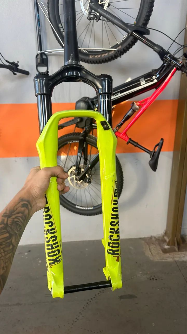 Suspensão rock shox sid race day  - Foto 3