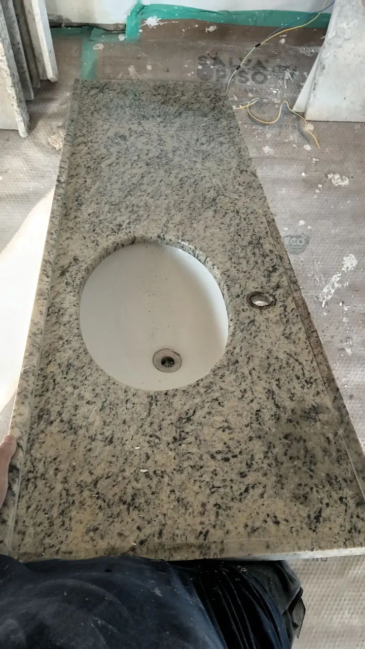 Bancada de Pia com Cuba Embutida