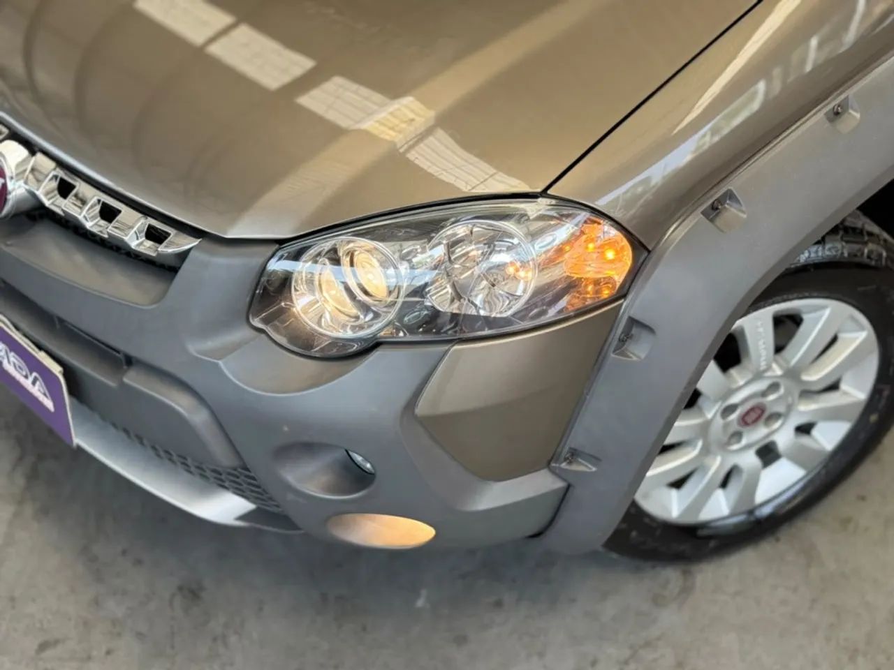 Fiat Strada Adv.1.8 16V Dualogic Flex CD 2016 - Foto 5