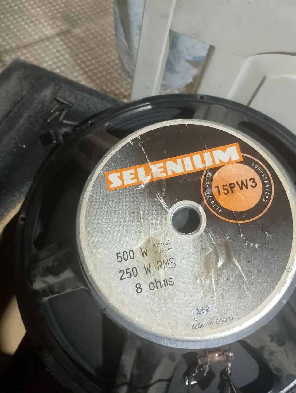 Par de caixa de som 250 watts 3 vias 15 polegadas tudo Selenium 