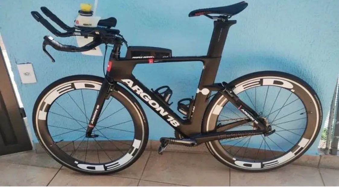 Bike Argon 18 modelo E-117 eletrônica com aerodrink  - Foto 2