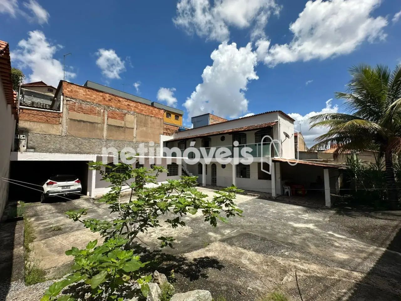 EXCELENTE CASA COM 03 QUARTOS NO FERNÃO DIAS