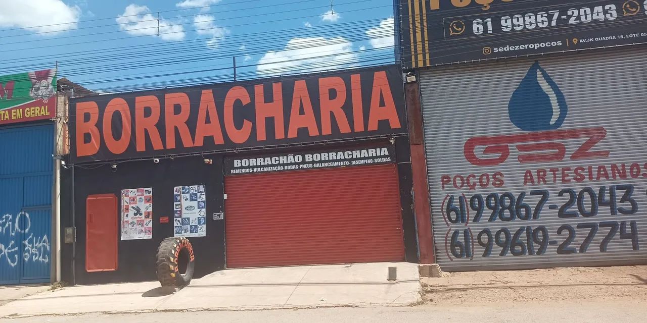 Loja com lote galpão comercial em frente a BR 040
